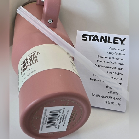 Stanley Rose 40 Oz Quencher Tumbler! Stunning!! - Picture 8 of 9